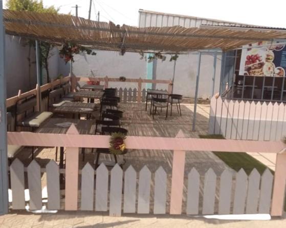 Bh Apero Club Hotel Bertoua Exterior foto